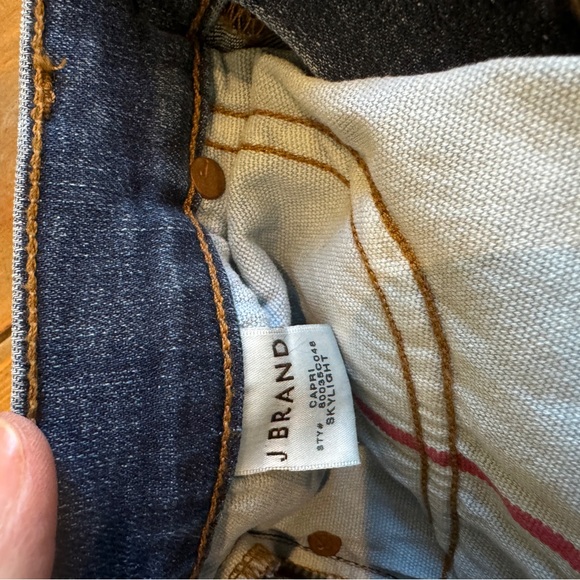 J Brand, Capri, Skylight, Size 29 - Picture 4 of 6